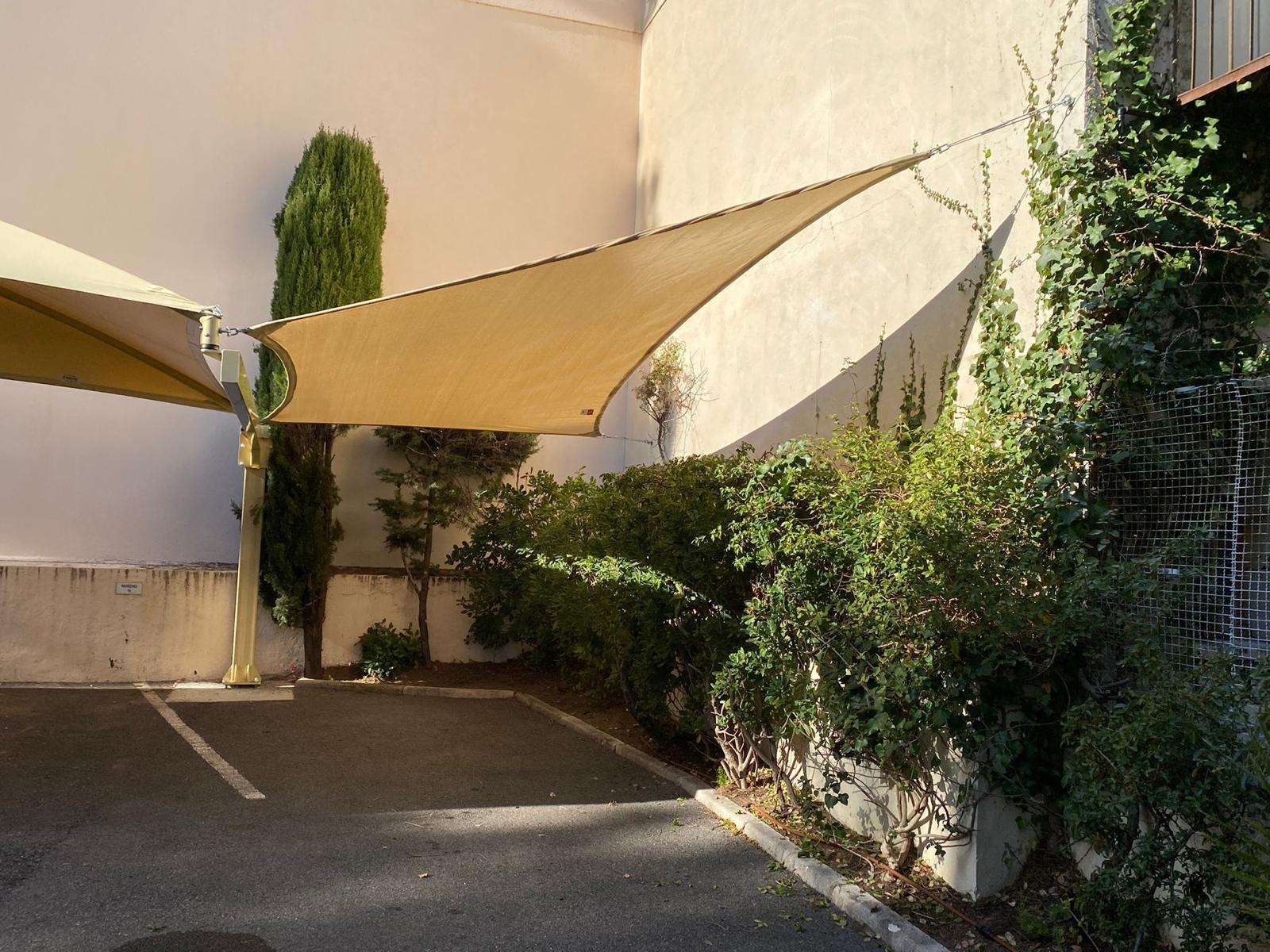 Ombrière de parking